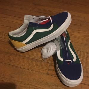 Brand new yacht club vans old skool sz 8